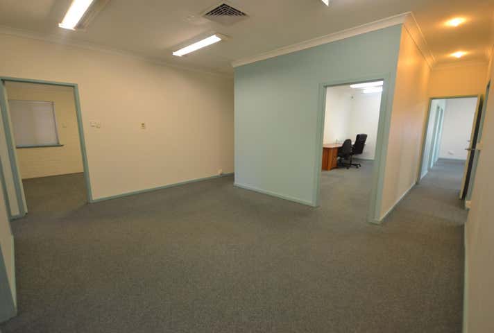 7 Mallard Way Cannington WA 6107 - Image 7