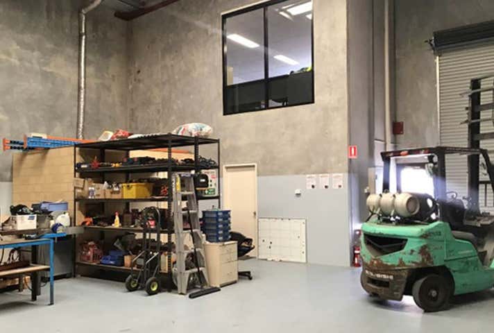 Unit 2, 50 Mordaunt Circuit Canning Vale WA 6155 - Image 11