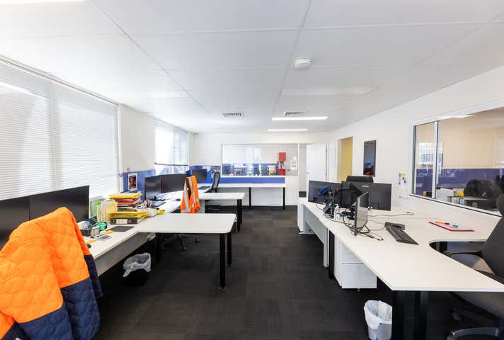 1/21 Taree Street Burleigh Heads QLD 4220 - Image 5