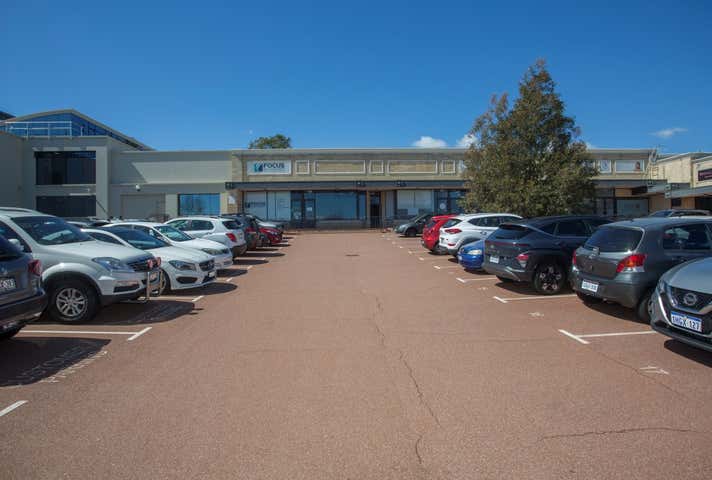 8/140 Grand Boulevard Joondalup WA 6027 - Image 2