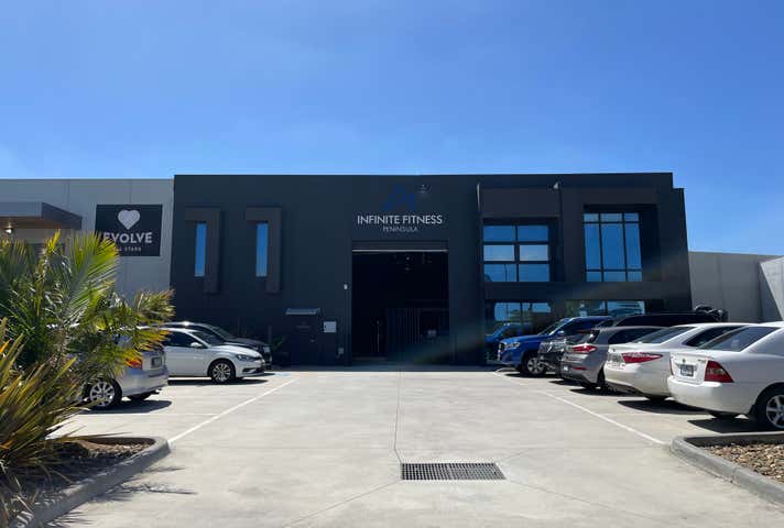 22 Remount Way Cranbourne West VIC 3977 - Image 1