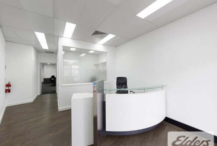 6 Heussler Terrace Milton QLD 4064 - Image 2