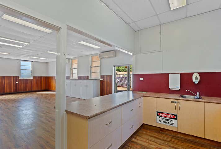 100 Herries Street East Toowoomba QLD 4350 - Image 9