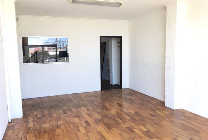 2 & 3, 45 PRINDIVILLE DRIVE Wangara WA 6065 - Image 6