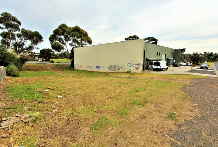 4 Surrey Street Norlane VIC 3214 - Image 4