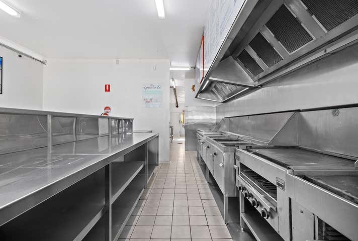 11 Cranbourne Place Cranbourne VIC 3977 - Image 8