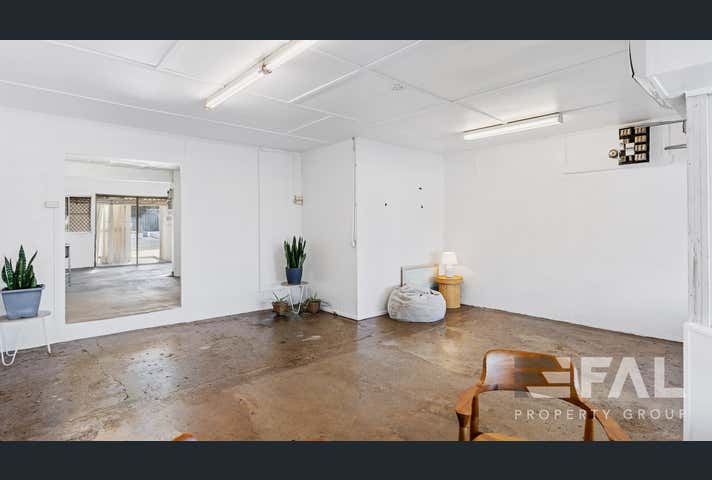 Shop 3, 52-58 King Street Woody Point QLD 4019 - Image 3