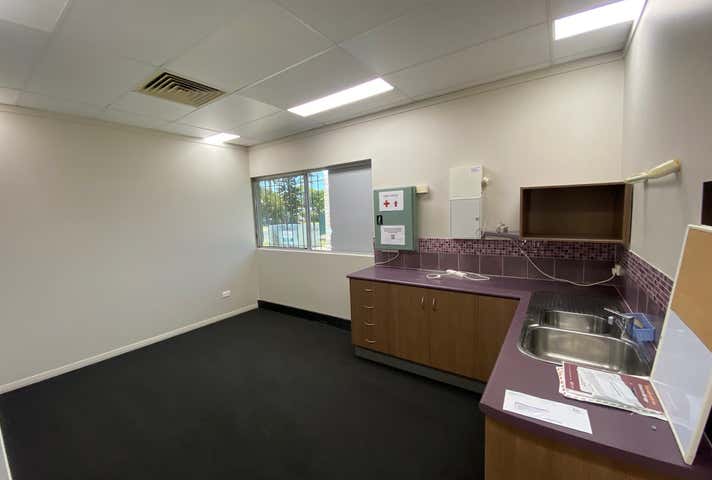 377 Mulgrave Road Bungalow QLD 4870 - Image 9