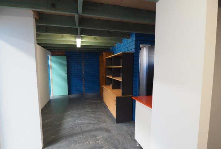 Unit 4, 14 Dellamarta Rd Wangara WA 6065 - Image 14