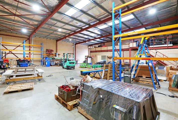 32 Hargreaves Street Belmont WA 6104 - Image 6