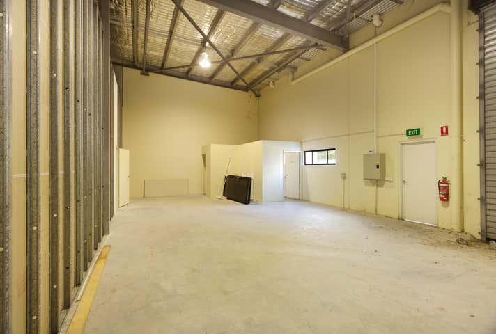 2/2 Nuban Street Currumbin QLD 4223 - Image 5