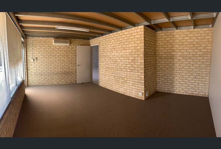 1/14 Parkinson Lane Kardinya WA 6163 - Image 10