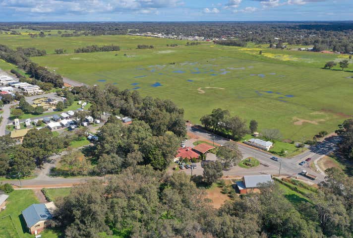 2 Falls Road Serpentine WA 6125 - Image 18