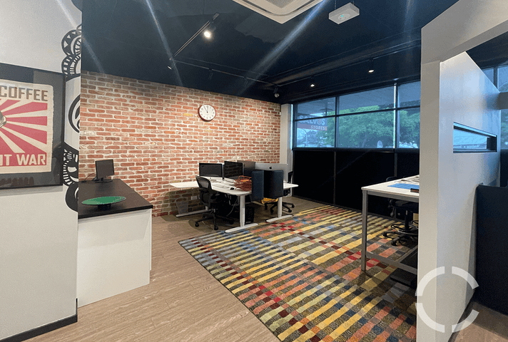 283 Logan Road Greenslopes QLD 4120 - Image 9