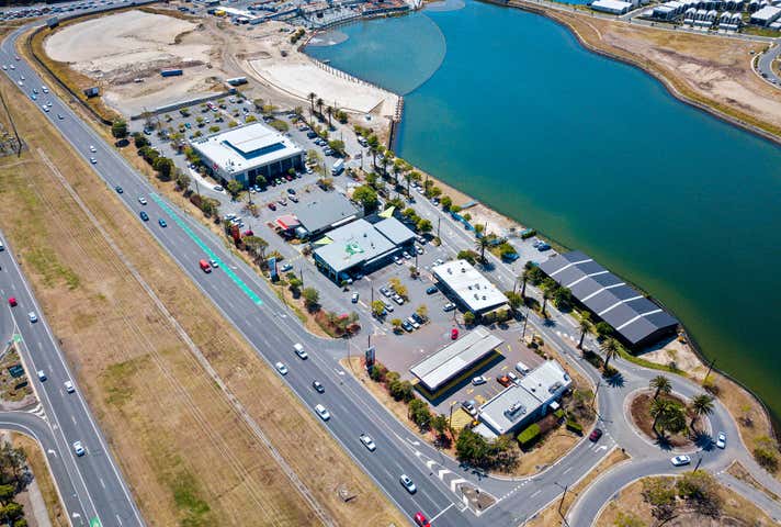 1a/1 Lakeview Boulevard Mermaid Waters QLD 4218 - Image 10