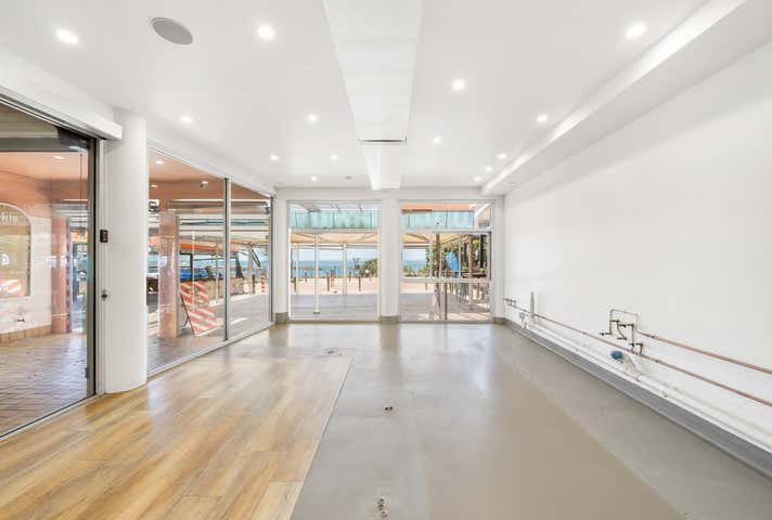 2/77 Redcliffe Parade Redcliffe QLD 4020 - Image 3