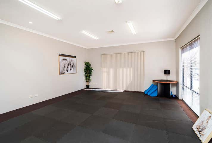 37 Mornington Parkway Ellenbrook WA 6069 - Image 4