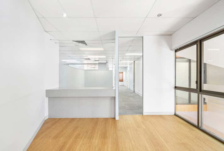 10/77 Redcliffe Parade Redcliffe QLD 4020 - Image 3