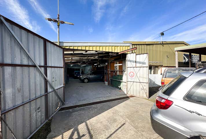 13 Gifford Avenue Ferntree Gully VIC 3156 - Image 10