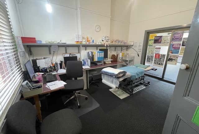 143 Napier Street Essendon VIC 3040 - Image 13