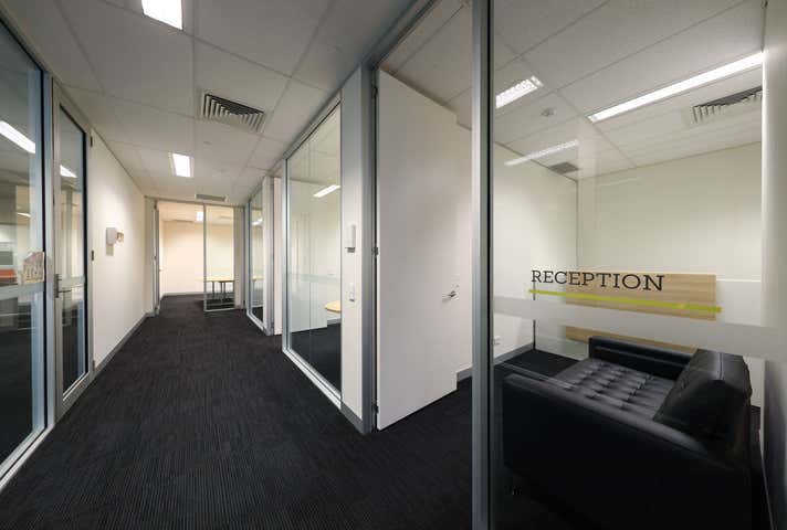 Level 1 76 Lake Street Cairns City QLD 4870 - Image 4