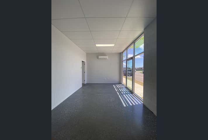 1/30 Civil Road Garbutt QLD 4814 - Image 11