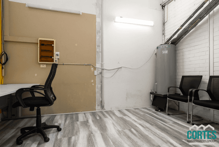 shop 3, 74 Warburton Ave Padbury WA 6025 - Image 10