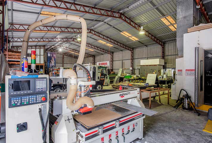 5 Ern Harley Drive Burleigh Heads QLD 4220 - Image 3