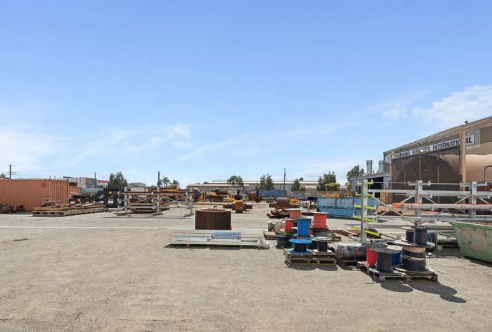 147 Barrington St Bibra Lake WA 6163 - Image 16