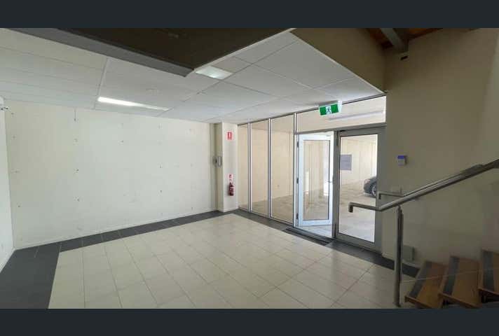 Unit 2, 40 Green Street Doveton VIC 3177 - Image 5