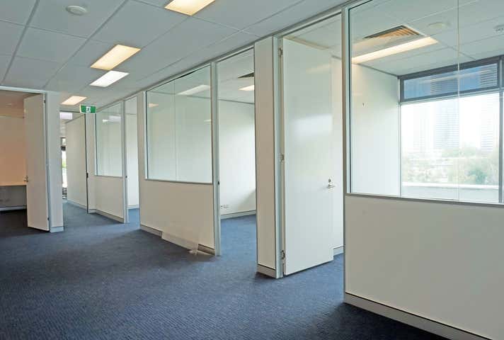 4 Miami Key Broadbeach QLD 4218 - Image 8