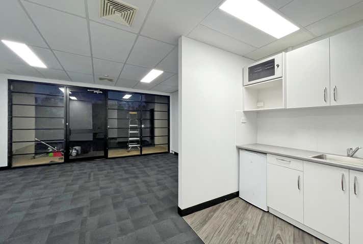 Unit 4a, 1924 Beach Road Malaga WA 6090 - Image 10