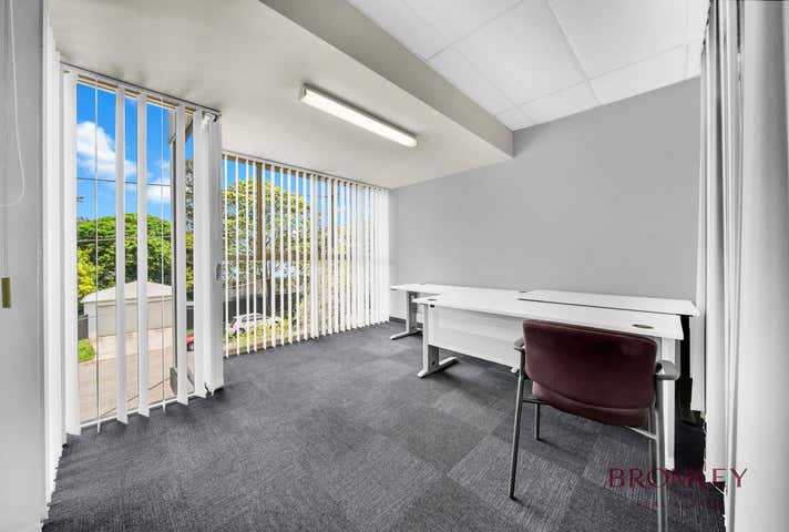 2/42 Finsbury Street Newmarket QLD 4051 - Image 4