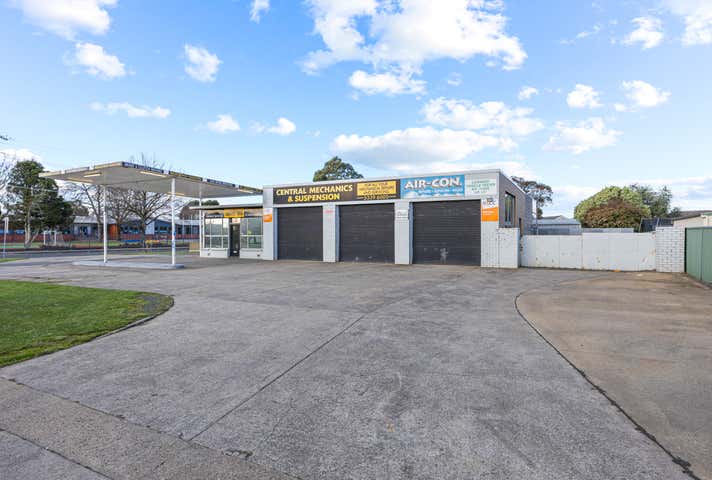 396-398 Forest Street Wendouree VIC 3355 - Image 9