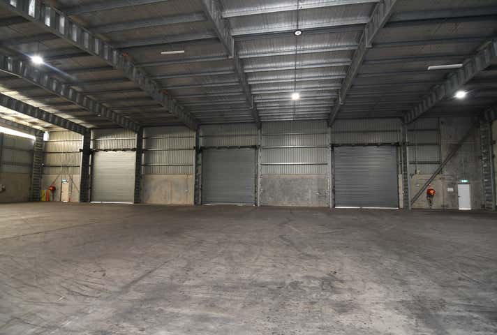 88-90 Crocodile Crescent Mount St John QLD 4818 - Image 9