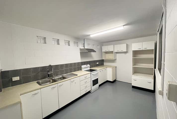 Unit 3/4 Lawson Crescent Coffs Harbour NSW 2450 - Image 6