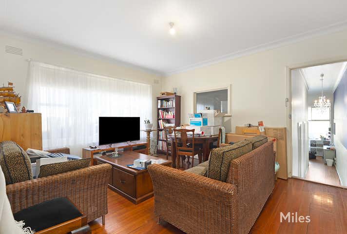44 Strathallan Road Macleod VIC 3085 - Image 3