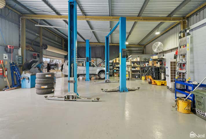 1/33 Gillam Drive Kelmscott WA 6111 - Image 13