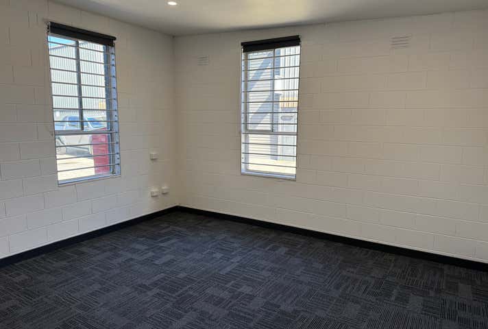 6/18 Jesmond Road Croydon VIC 3136 - Image 5
