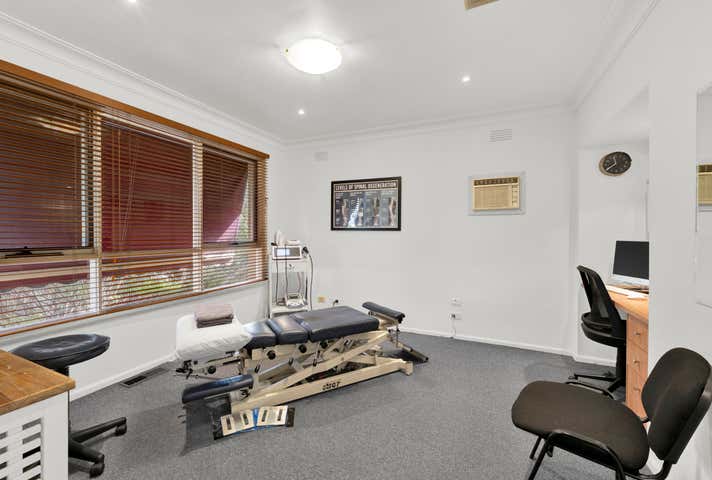 130 Watsonia Road Watsonia VIC 3087 - Image 4