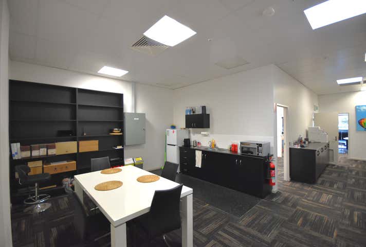 6/355-357 Wagga Road Lavington NSW 2641 - Image 9