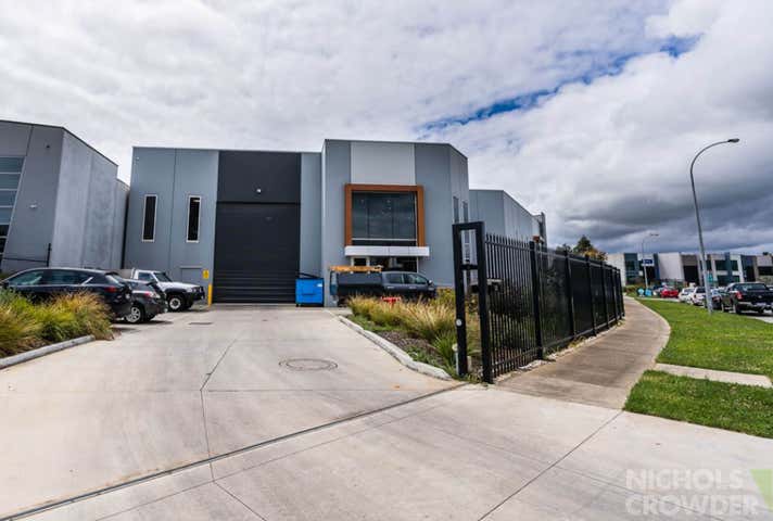 1/13 Gateway Drive Carrum Downs VIC 3201 - Image 2