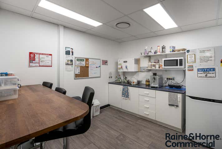 2/13 Arnott Street Edgeworth NSW 2285 - Image 5