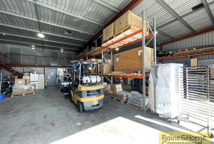 2/12 Johnstone Road Brendale QLD 4500 - Image 3