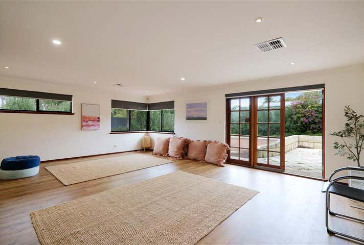 48 Arnisdale Road Duncraig WA 6023 - Image 8