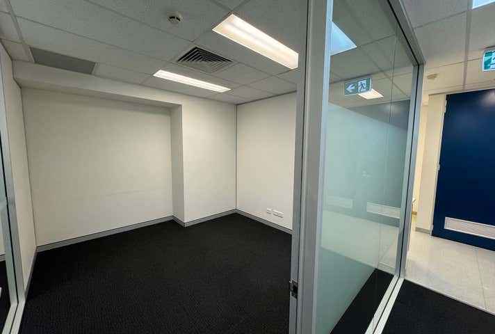 GF & 201, 122 Walker Street Townsville City QLD 4810 - Image 8