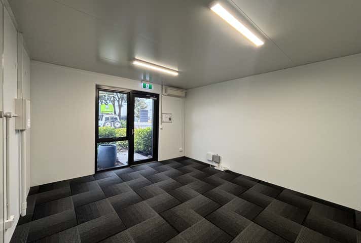 7/2 Harrison Road Forrestfield WA 6058 - Image 7