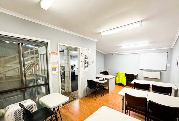 7 Hayward Road Ferntree Gully VIC 3156 - Image 11