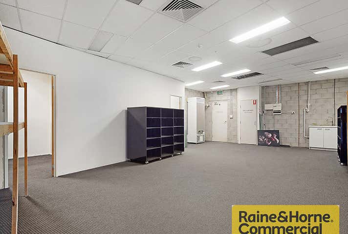 2/392 Hamilton Road Chermside QLD 4032 - Image 7