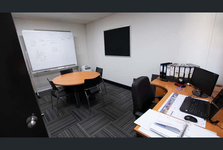 1/245 Barrington Street Bibra Lake WA 6163 - Image 15